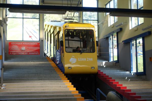 Zar Mountain Train System